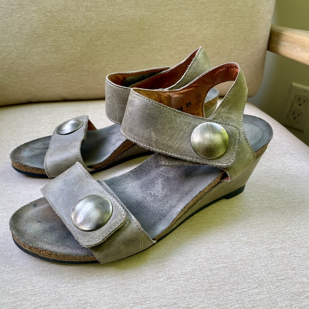 Taos Carousel Leather Sandal (EU39)